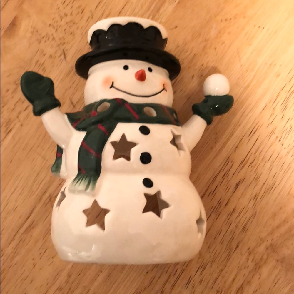 Snowman candle holder